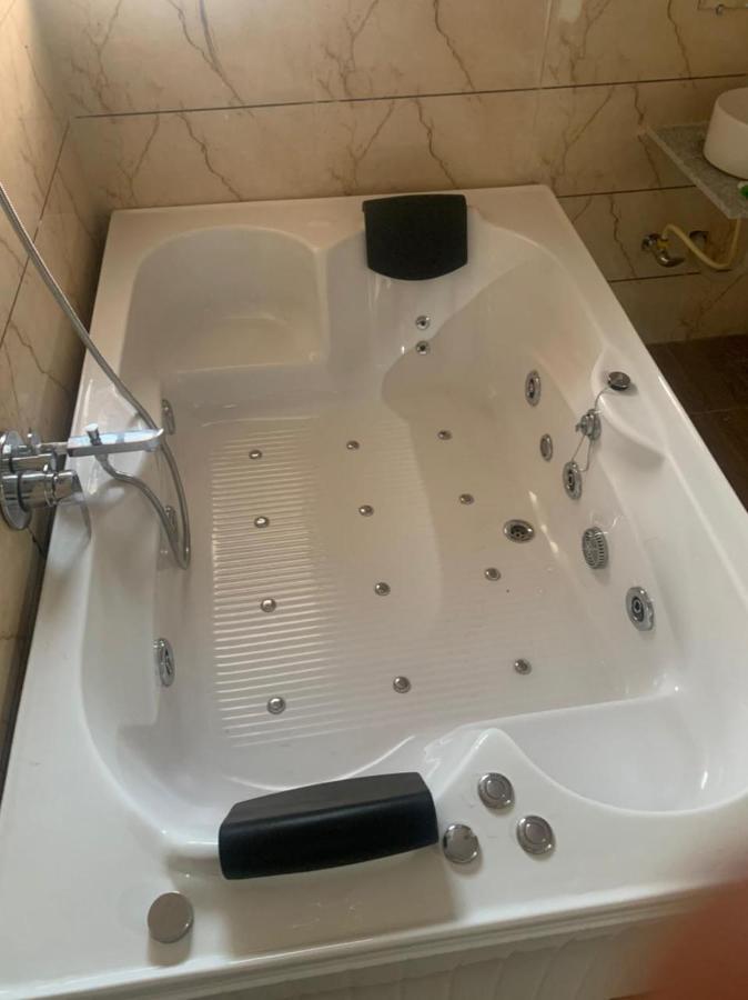 Kesar Hotel Viramgam エクステリア 写真