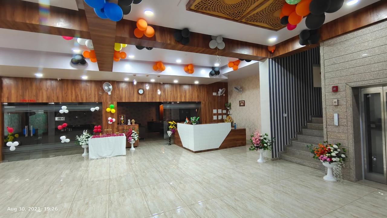 Kesar Hotel Viramgam エクステリア 写真