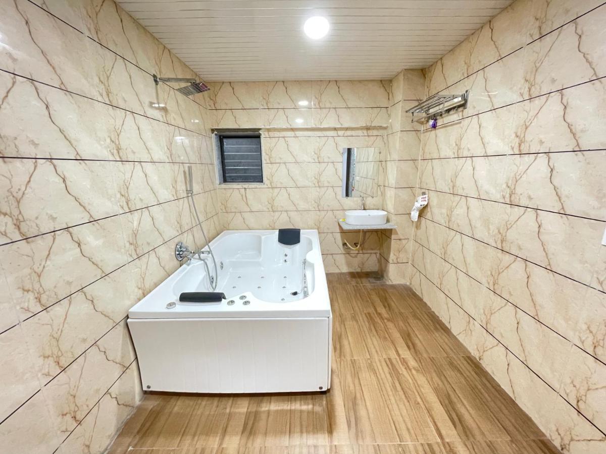 Kesar Hotel Viramgam エクステリア 写真
