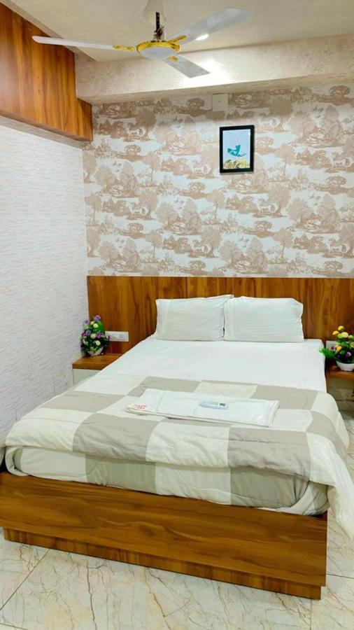 Kesar Hotel Viramgam エクステリア 写真